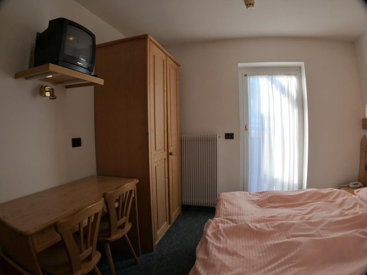 Hotel Alpenrose Passo Rolle Dış mekan fotoğraf