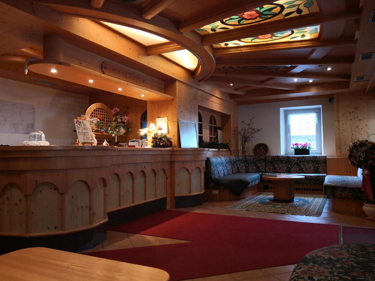 Hotel Alpenrose Passo Rolle Dış mekan fotoğraf