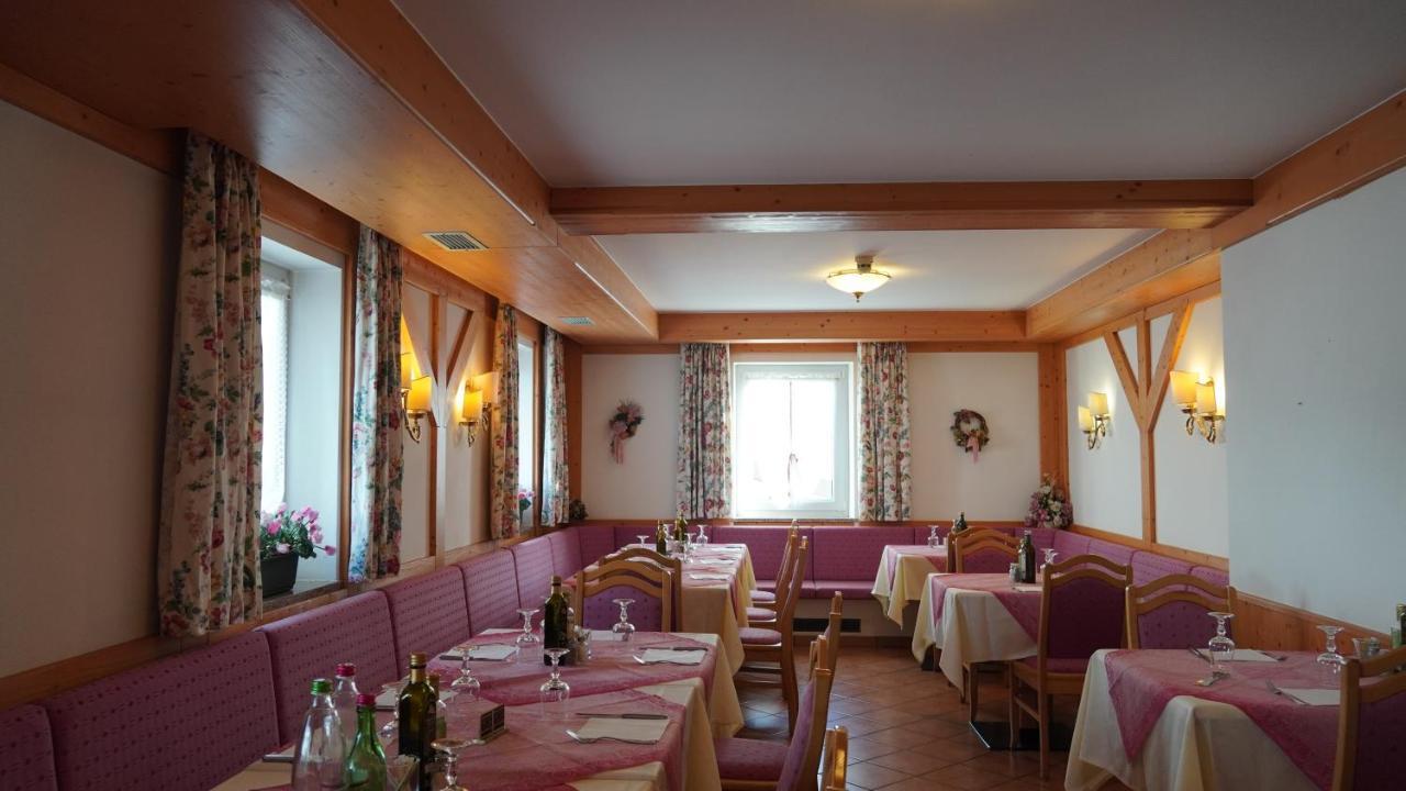Hotel Alpenrose Passo Rolle Dış mekan fotoğraf